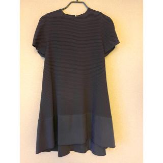 バレンシアガ(Balenciaga)のBALENCIAGA バレンシアガ　美品　ブラックシルクワンピース(ひざ丈ワンピース)