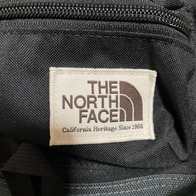 THE NORTH FACE(ザノースフェイス)の最終値下げザノースフェイスリュックKBerkeleyMiniブラック キッズ/ベビー/マタニティのこども用バッグ(リュックサック)の商品写真