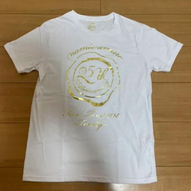 安室奈美恵 レディースのトップス(Tシャツ(半袖/袖なし))の商品写真