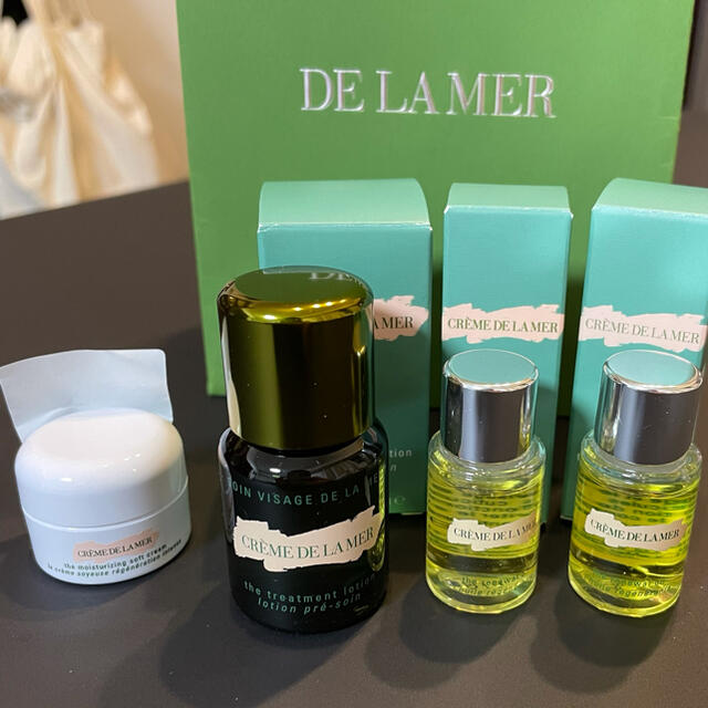 DE LA MER(ドゥラメール)の値下げしました　ドゥラメール  サンプル4点セット　化粧水　クリーム　オイル コスメ/美容のキット/セット(サンプル/トライアルキット)の商品写真