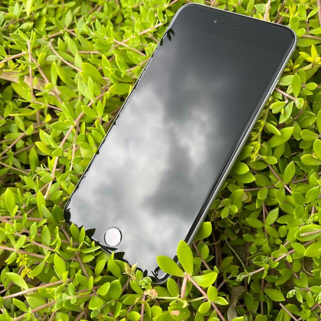 iPhone6 Plus A1524 simフリー