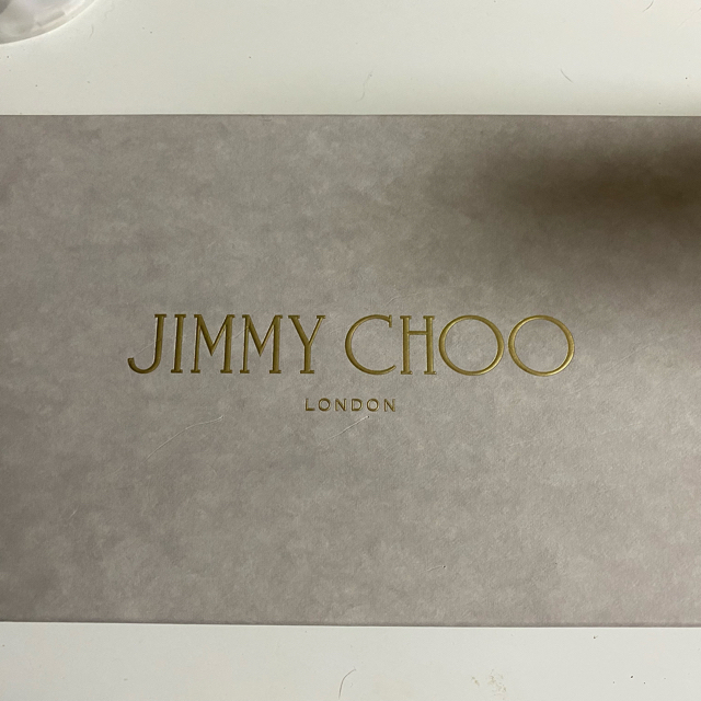JIMMY CHOO(ジミーチュウ)の新品　未使用　ジミーチュウ　長財布 レディースのファッション小物(財布)の商品写真