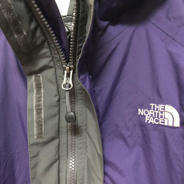 THE NORTH FACE(ザノースフェイス)の人気 ノースフェイス マウンテンパーカー M パープル 紫 マウンテンジャケット レディースのジャケット/アウター(ブルゾン)の商品写真