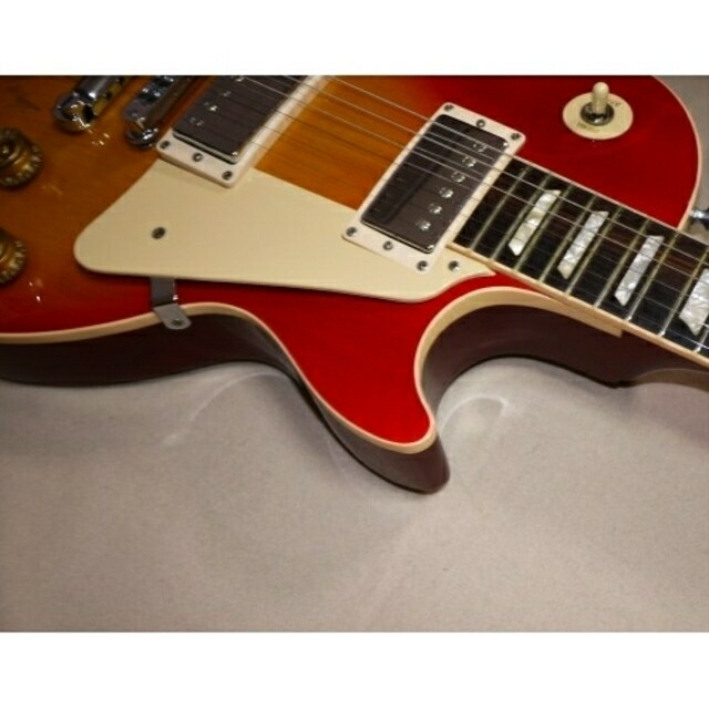 Gibson(ギブソン)の美品 Gibson Les Paul Standard 1998 コレクション 楽器のギター(エレキギター)の商品写真