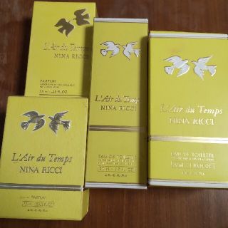 再値下げセール　NINA RICCI（ニナリッチ）香水　４本セット(香水(女性用))