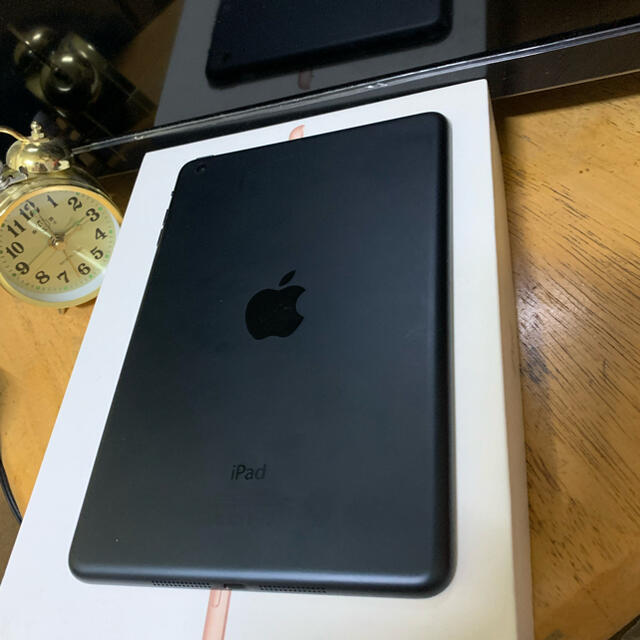 準美品　iPad  mini1 16GB  WiFiモデル  アイパッド　ミニYukiノ屋
