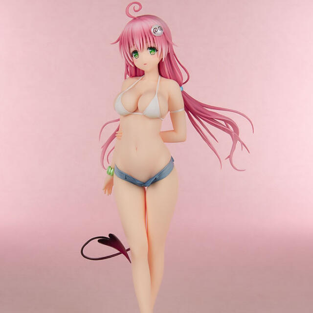 ALTER(アルター)の新品未開封　ALTER To LOVEる ダークネス ララ 水着リューノス モモ エンタメ/ホビーのフィギュア(アニメ/ゲーム)の商品写真