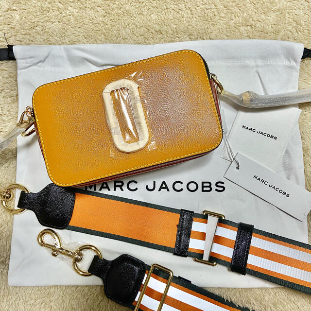 【新品未使用】MARC JACOBS スナップショット カメラバッグ