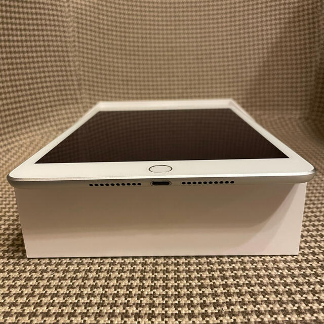 アップルApple iPad mini 5 Wi-Fi  64GB Silver