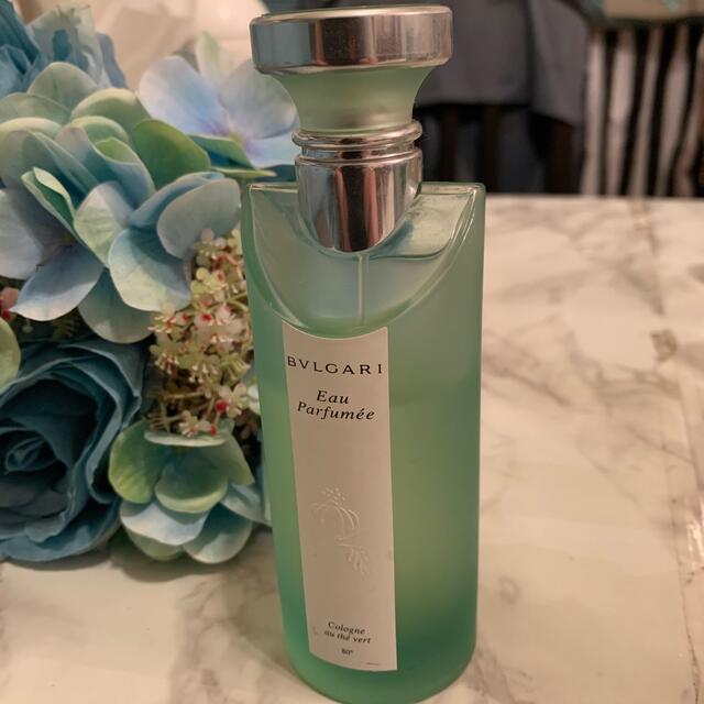 BVLGARI(ブルガリ)のＢＶＬG A R I  Eau  parfumee 75ml コスメ/美容の香水(香水(女性用))の商品写真