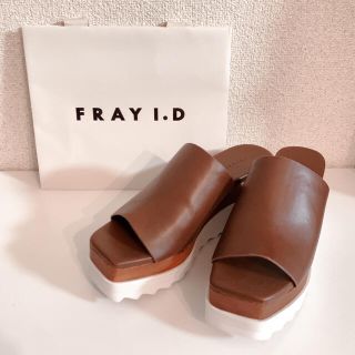 フレイアイディー(FRAY I.D)のFRAY I.D シャークソールサンダル フレイアイディー 厚底 (サンダル)