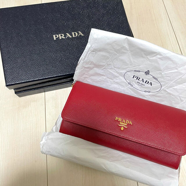 PRADA プラダ チェーンウォレット ショルダーバック レビュー10万超