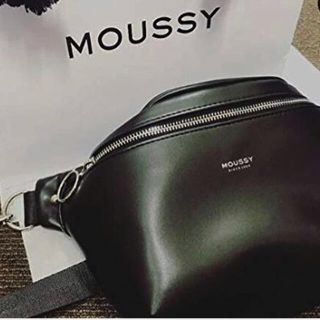 マウジー(moussy)の正規品★moussy★ボディバック☆コサッシュ(ボディバッグ/ウエストポーチ)