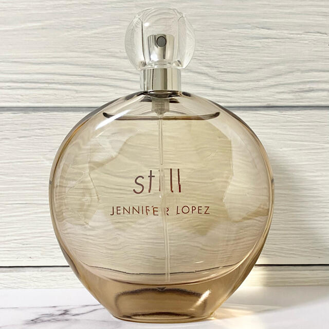 J.Lo(ジェニファーロペス)のゴロ香水 P ジェニファーロペス スティル EDP 100ml 未使用 倖田來未 コスメ/美容の香水(香水(女性用))の商品写真