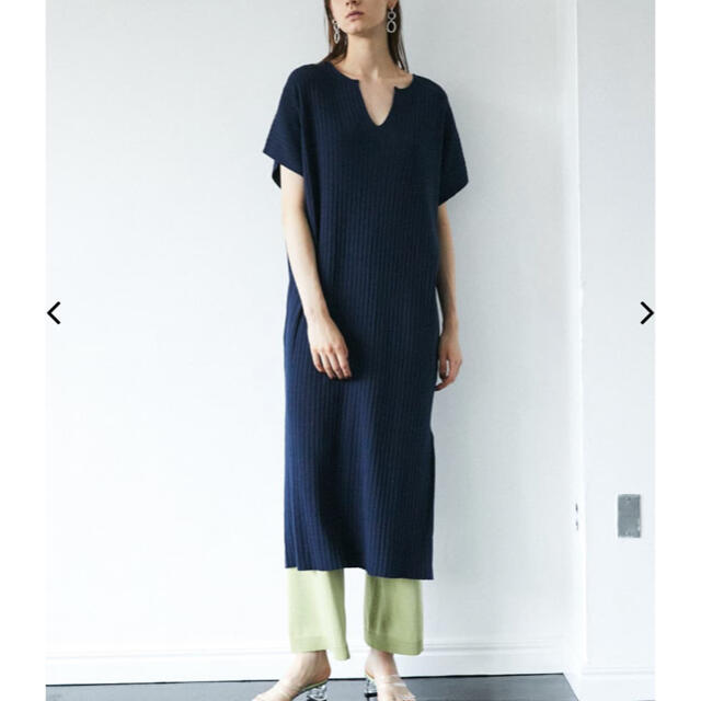 moussy(マウジー)のMOUSSY VN RELAX KNIT DRESS レディースのワンピース(ロングワンピース/マキシワンピース)の商品写真