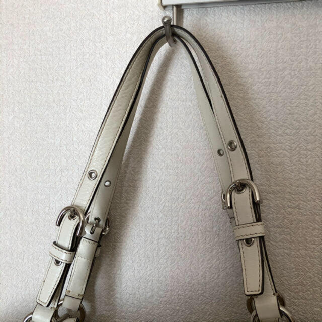 COACH(コーチ)のハンドバッグ　coach  レディースのバッグ(ハンドバッグ)の商品写真