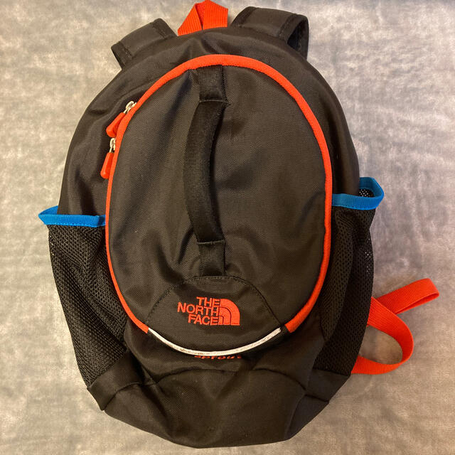 THE NORTH FACE(ザノースフェイス)の専用出品中　THE NORTH FACE  sprout キッズ　リュック キッズ/ベビー/マタニティのこども用バッグ(リュックサック)の商品写真