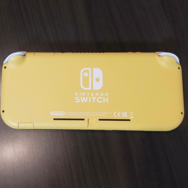 Nintendoスイッチライト本体　イエロー