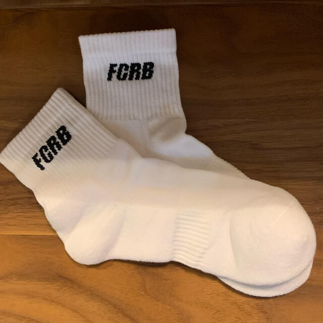 F.C.R.B.(エフシーアールビー)のfcrbロゴ靴下新品未使用25-27f.c.r.b.リアルブリストル メンズのレッグウェア(ソックス)の商品写真