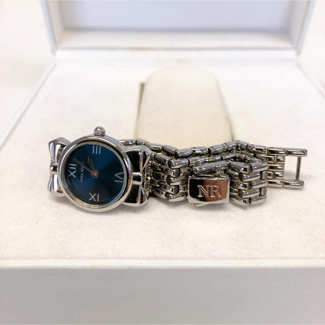 NINA RICCI(ニナリッチ)のニナ リッチ 腕時計 レディース リボン　D953 レディースのファッション小物(腕時計)の商品写真