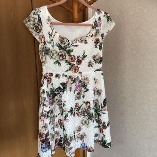 ジルスチュアート(JILLSTUART)のジルスチュアーjillstuart花柄ワンピース　ひざ丈ワンピース　サイズ LL(ひざ丈ワンピース)