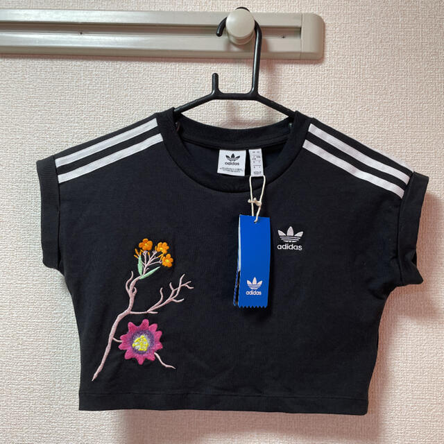 adidas(アディダス)のアディダス　Tシャツ レディースのトップス(Tシャツ(半袖/袖なし))の商品写真