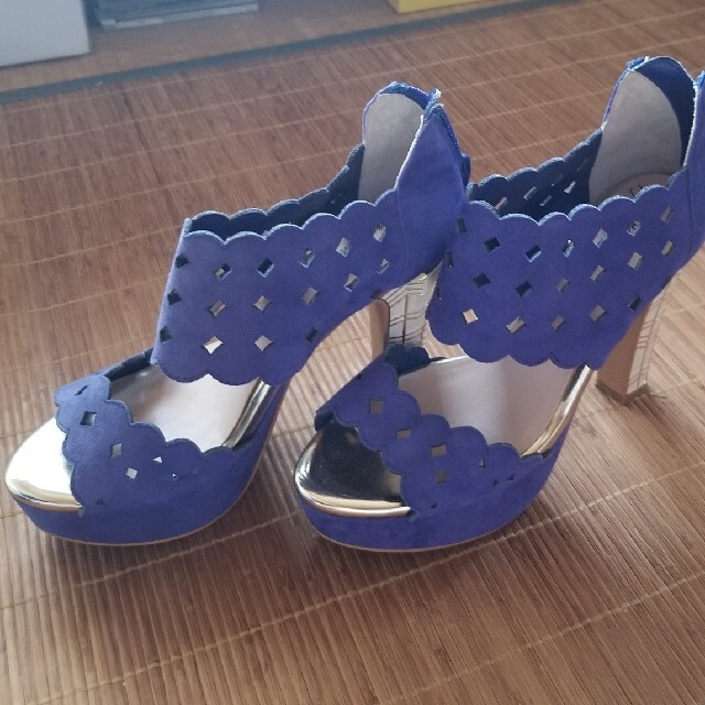 VIVA ANGELINA(ビバアンジェリーナ)のビバアンジェリーナ　２３ｃｍ革ハイヒール レディースの靴/シューズ(ハイヒール/パンプス)の商品写真