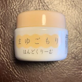 ヨージヤ(よーじや)のよーじや　まゆごもりはんどくりーむ　10g(ハンドクリーム)