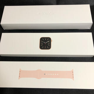 アップルウォッチ(Apple Watch)の【極美品】アップルウォッチ シリーズ6 40mm(その他)