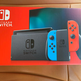 任天堂スイッチ　本体  新品  Nintendo Switch　６月６日購入　(家庭用ゲーム機本体)