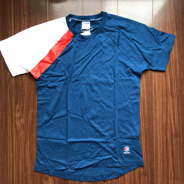 Reebok(リーボック)のReebok リーボック 半袖Tシャツ S ブルー 白 切り替え メンズのトップス(Tシャツ/カットソー(半袖/袖なし))の商品写真