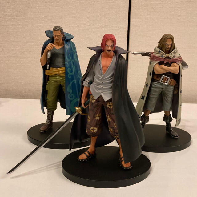 ブランドのギフト BANPRESTO - シキ・シャンクス フィギュア ワンピース アニメ/ゲーム