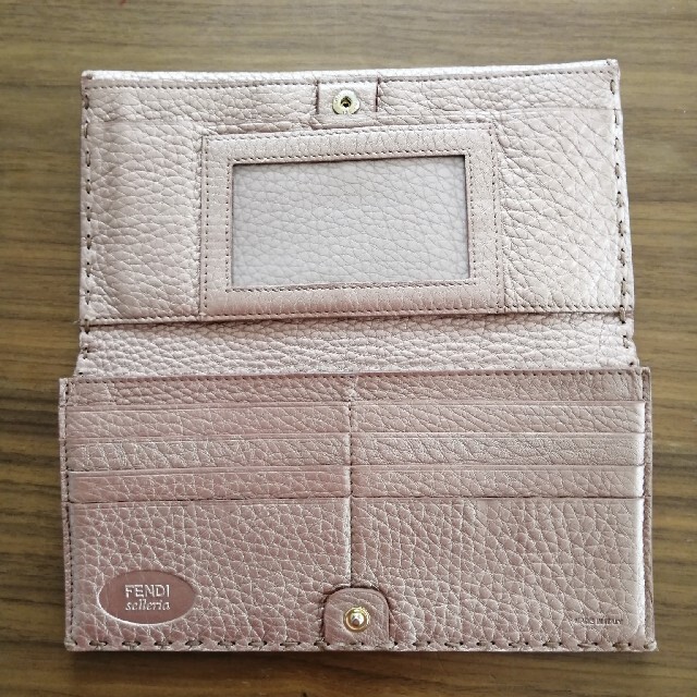 FENDI(フェンディ)の■フェンディFENDI■長財布ピンク レディースのファッション小物(財布)の商品写真