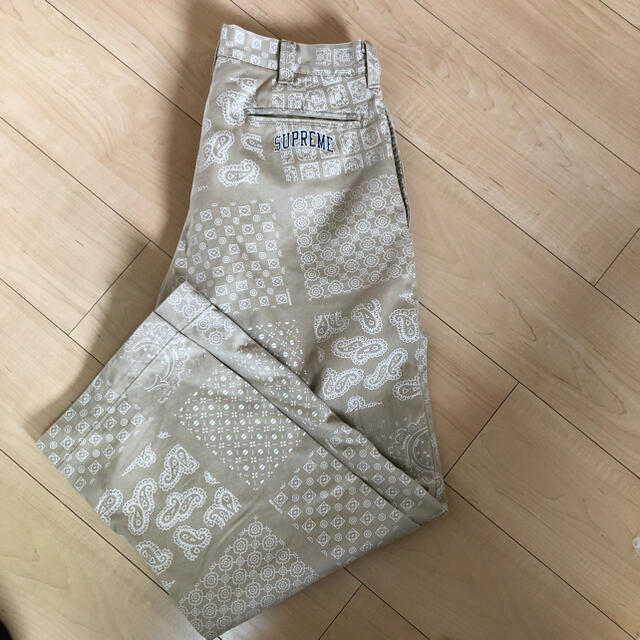 Supreme(シュプリーム)のsupreme paisley grid chino pant 30 カーキ メンズのパンツ(チノパン)の商品写真