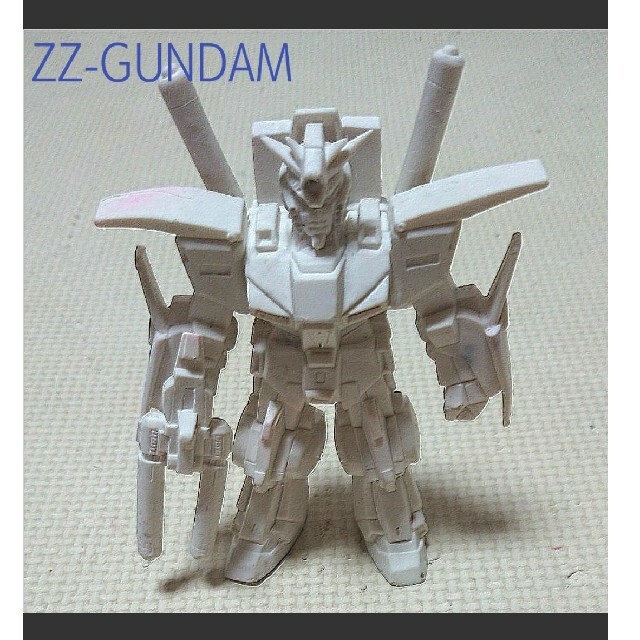 ★【人気商品・希少】『機動戦士ガンダム ZZ』デカ消し 強化型ZZガンダム！