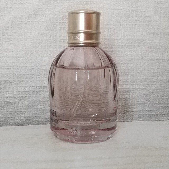 L'OCCITANE(ロクシタン)のロクシタン 香水 ローズ 50ミリ コスメ/美容の香水(香水(女性用))の商品写真