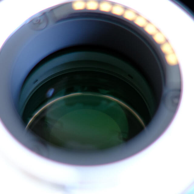 富士フイルム(フジフイルム)のFUJI FILM XF90F2 R LM WR スマホ/家電/カメラのカメラ(レンズ(単焦点))の商品写真