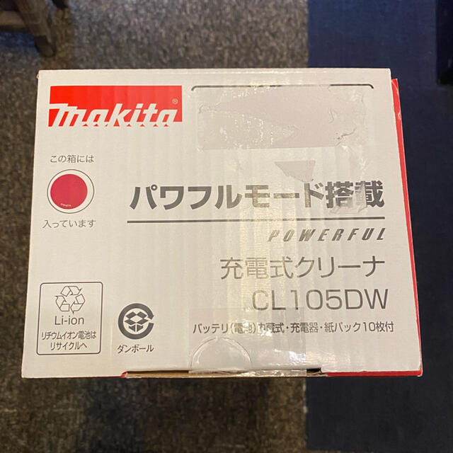 Makita(マキタ)の【新品】マキタ　充電式クリーナー　CL-105DW レッド スマホ/家電/カメラの生活家電(掃除機)の商品写真