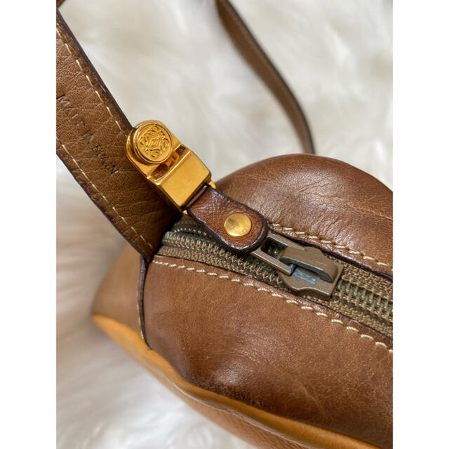 LOEWE ロエベ アナグラム レザー ショルダーバッグ LOEWE ロエベ アナグラム レザー ショルダーバッグ