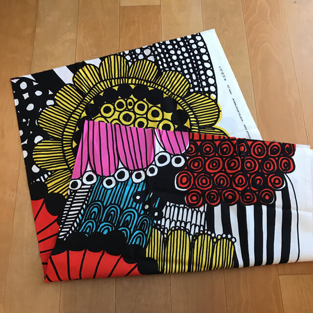 marimekko シールトラプータルハ　マルチカラー