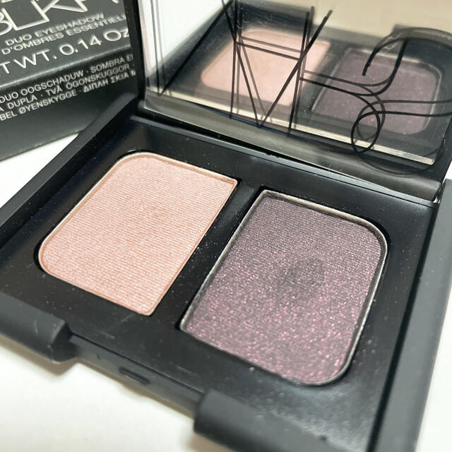 NARS(ナーズ)の【限定色】US限定 NARS ナーズ デュオ アイシャドー 413 BLKR コスメ/美容のベースメイク/化粧品(アイシャドウ)の商品写真