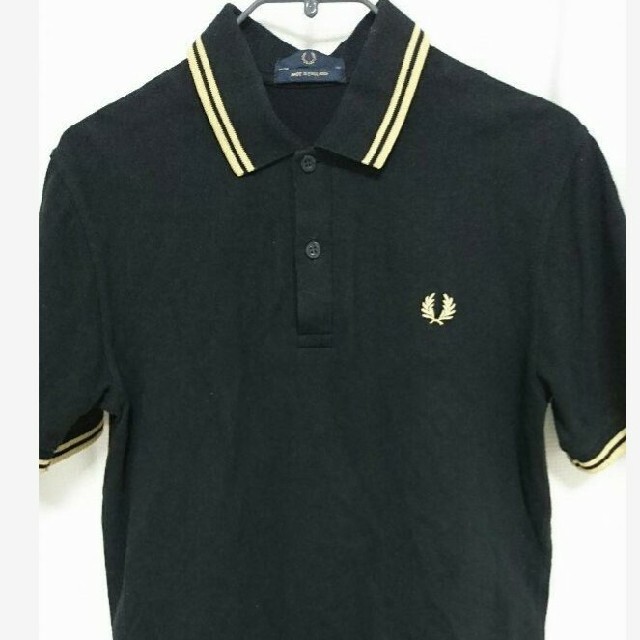 定番 FRED PERRY ポロシャツ