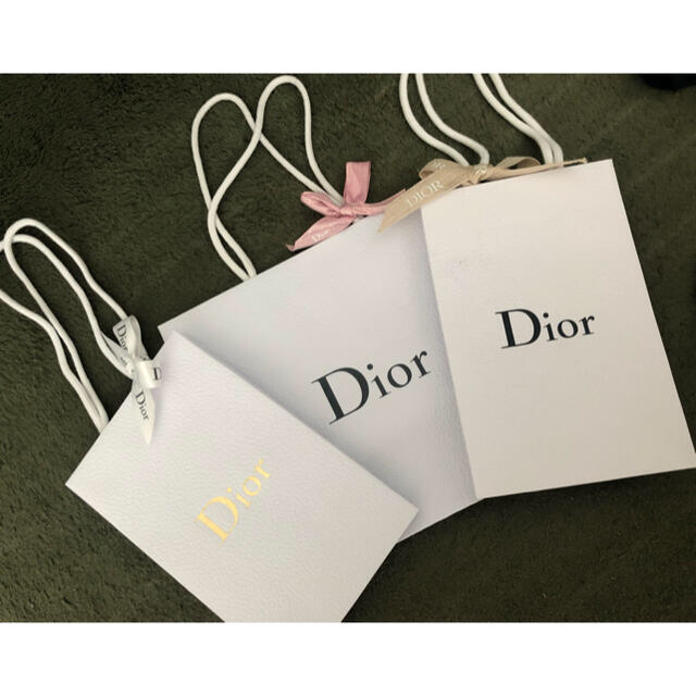 Dior(ディオール)の【えむ様専用】Dior 紙袋3点set レディースのバッグ(ショップ袋)の商品写真