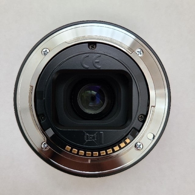 SONY(ソニー)のSONY Sonnar T* FE 35mm F2.8 ZA SEL35F28Z スマホ/家電/カメラのカメラ(レンズ(単焦点))の商品写真