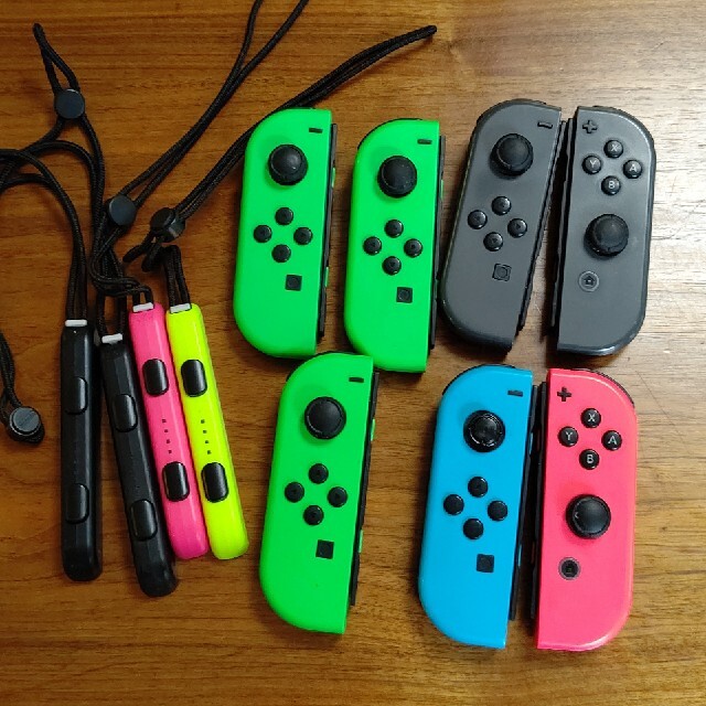 Nintendo Switch(ニンテンドースイッチ)のNintendo Switch ジョイコン ジャンク品セット エンタメ/ホビーのゲームソフト/ゲーム機本体(家庭用ゲーム機本体)の商品写真