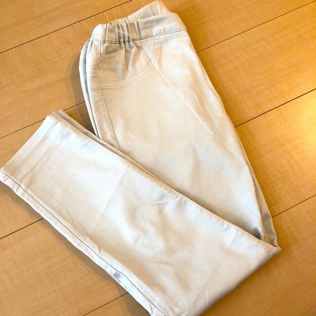 GU(ジーユー)のウエストゴムスキニーパンツ　新品 レディースのレッグウェア(レギンス/スパッツ)の商品写真