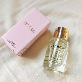 コスメキッチン(Cosme Kitchen)のFEMMUE アイディアルオイル 5ml(美容液)