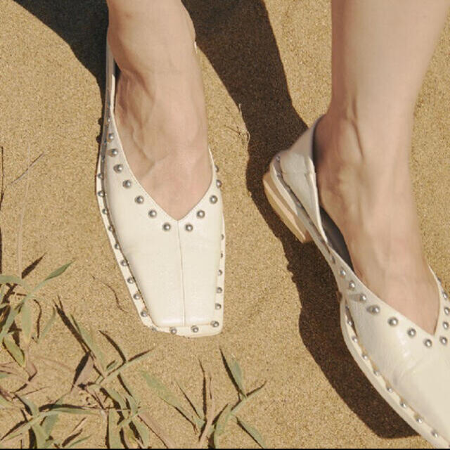 【Ameri vintage】STUDS WOOD HEEL BABOOSH