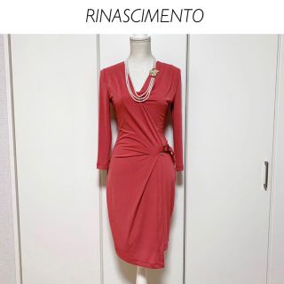 リナシメント(RINASCIMENTO)の【新品タグ付】RINASCIMENTO カシュクール風ワンピース(ひざ丈ワンピース)