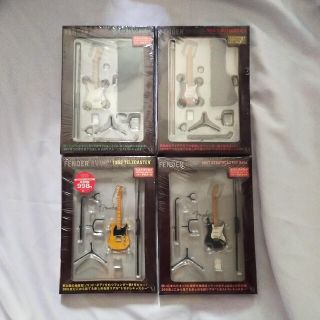 フェンダー(Fender)の断捨離★未使用★FENDER☆ザ ベストコレクション☆フィギア４セット★着払限定(その他)